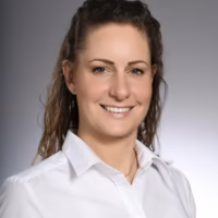Debora Joekel Portrait